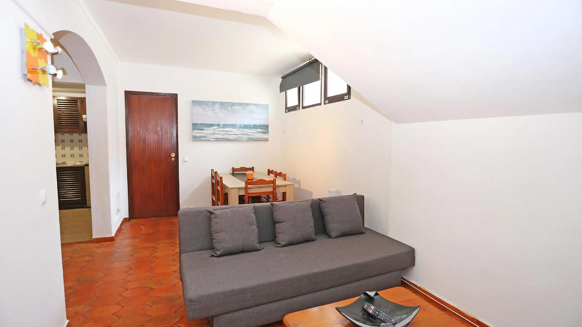 V - Seacliff Albufeira Apartment 0*,