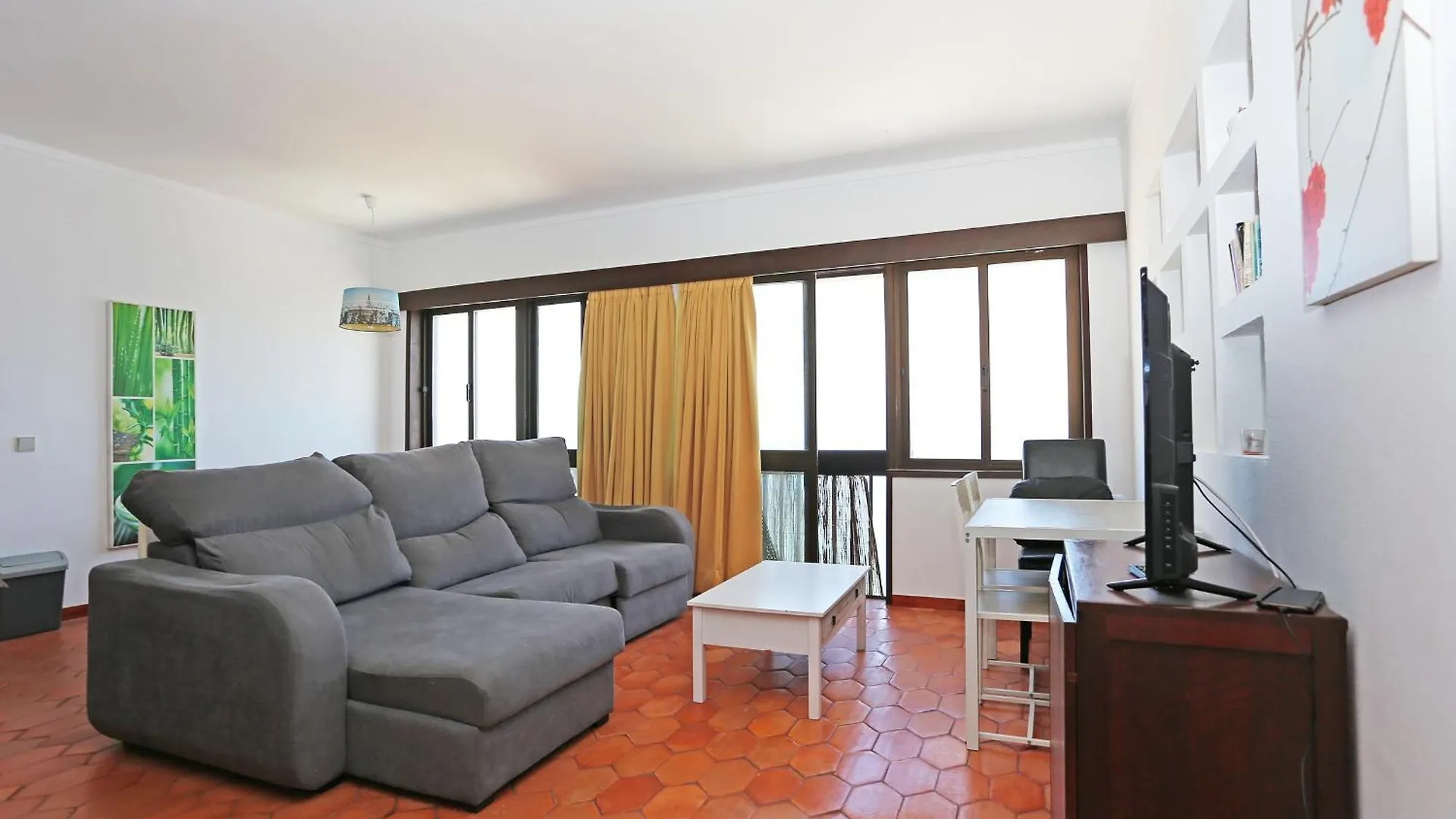 V - Seacliff Albufeira Apartment Portugal