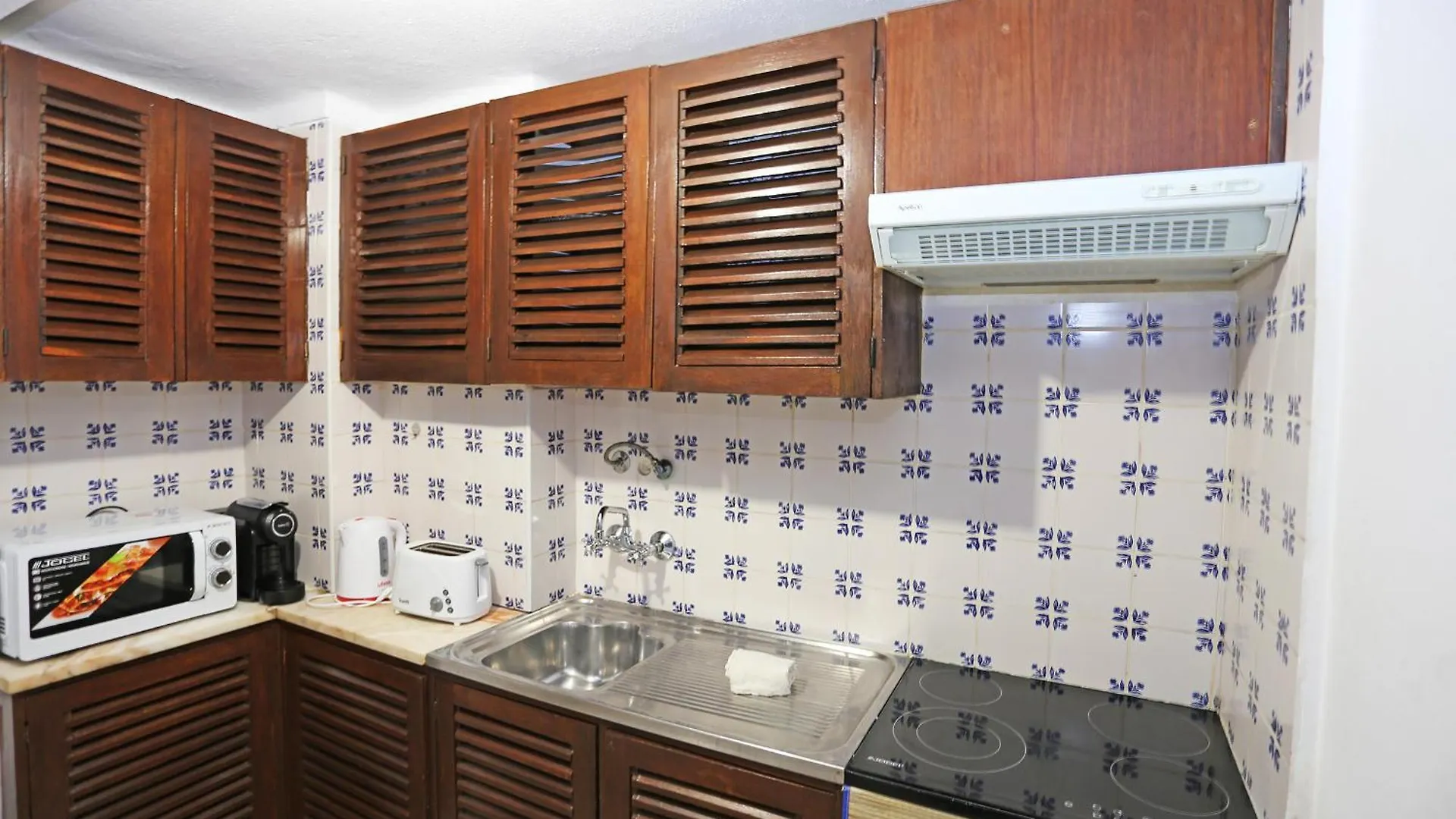 V - Seacliff Albufeira Apartment 0*,  Portugal